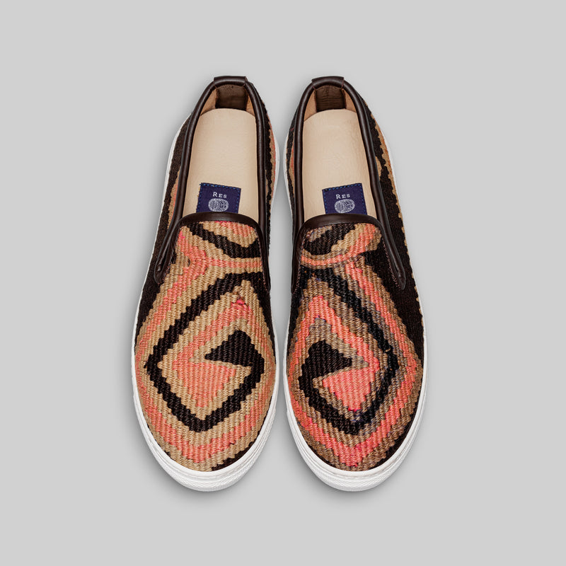 Men's Kilim Sneaker Size 8