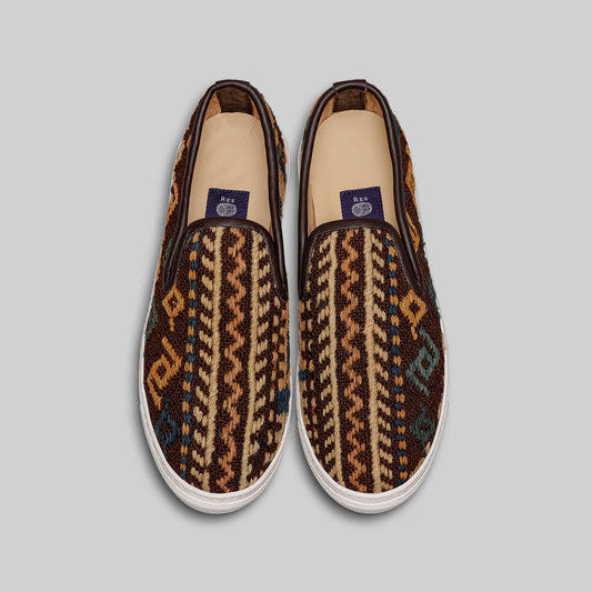 Men's Kilim Sneaker Size 10