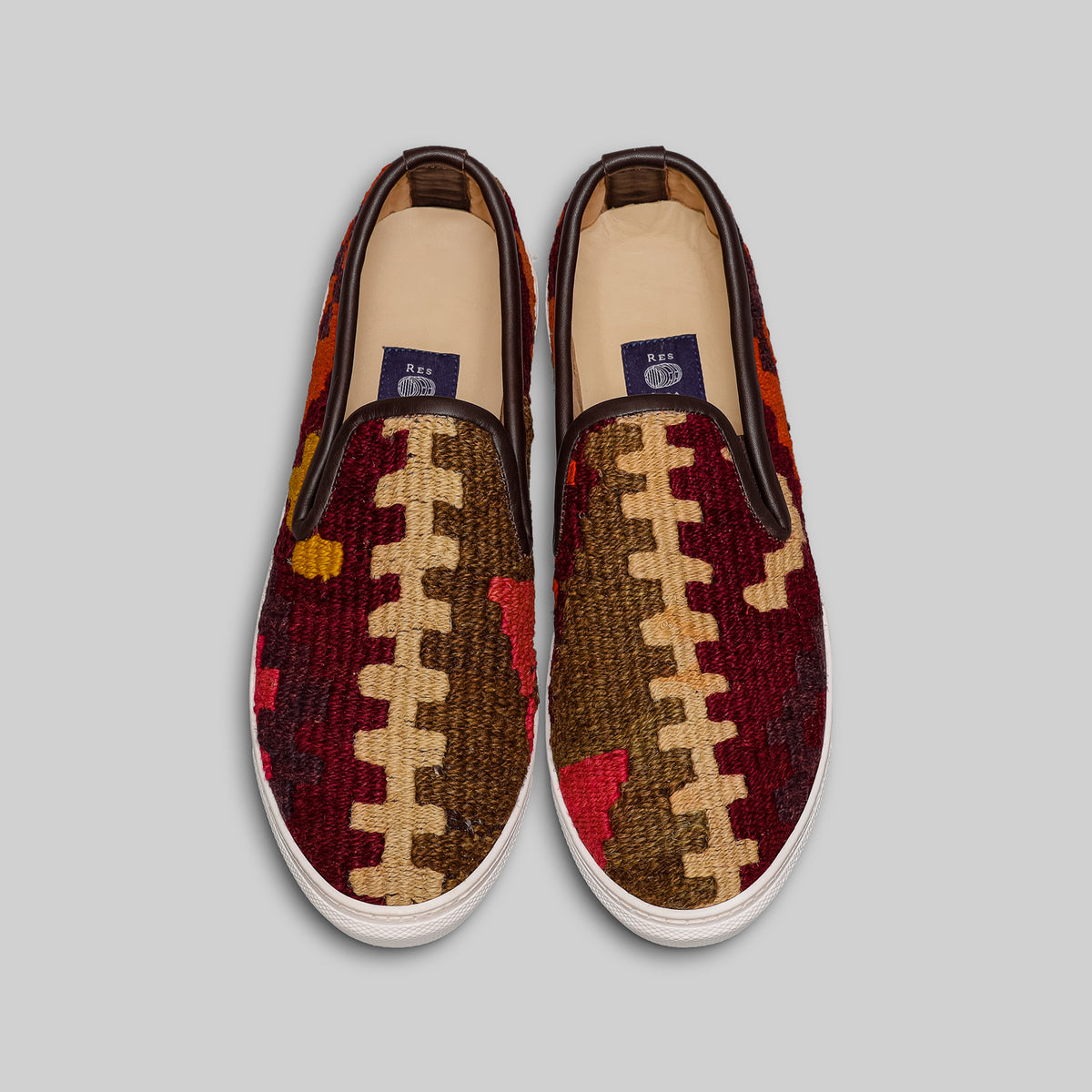 Men's Kilim Sneaker Size 9