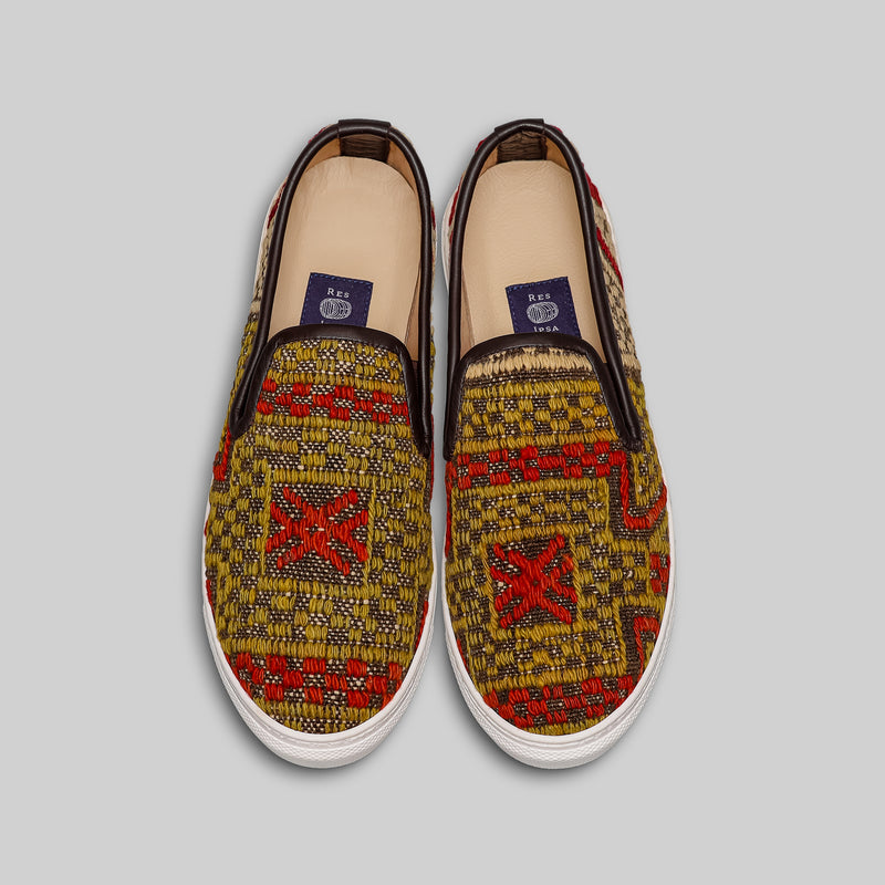 Men's Kilim Sneaker Size 9