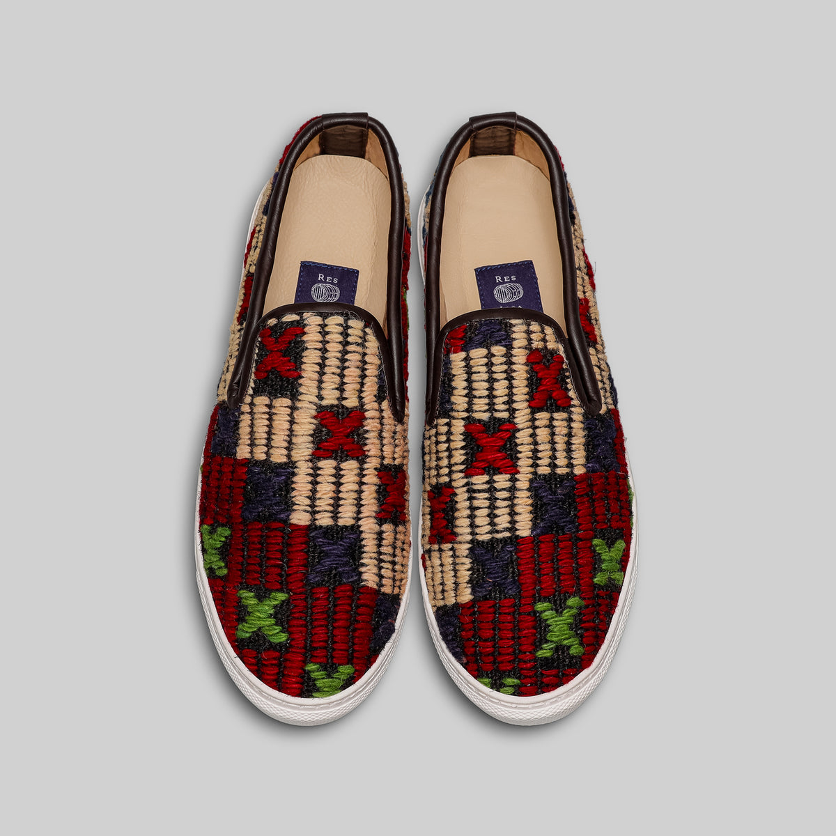 Men's Kilim Sneaker Size 9