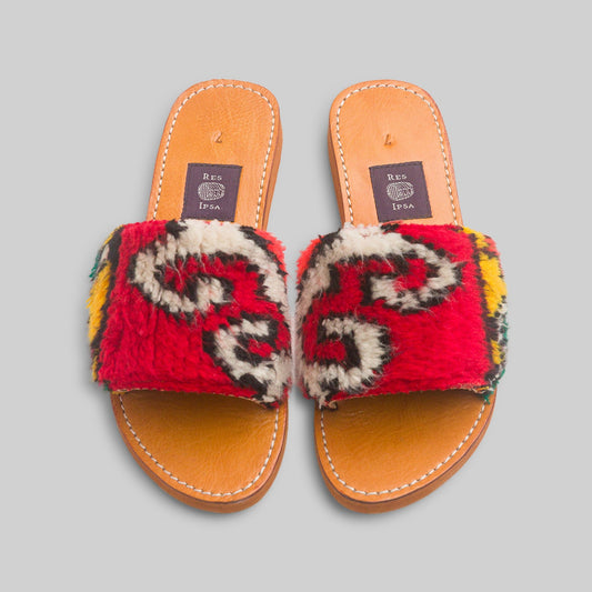 Rug Sandal Size 7 - RES IPSA