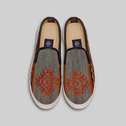 Men's Kilim Sneaker Size 9