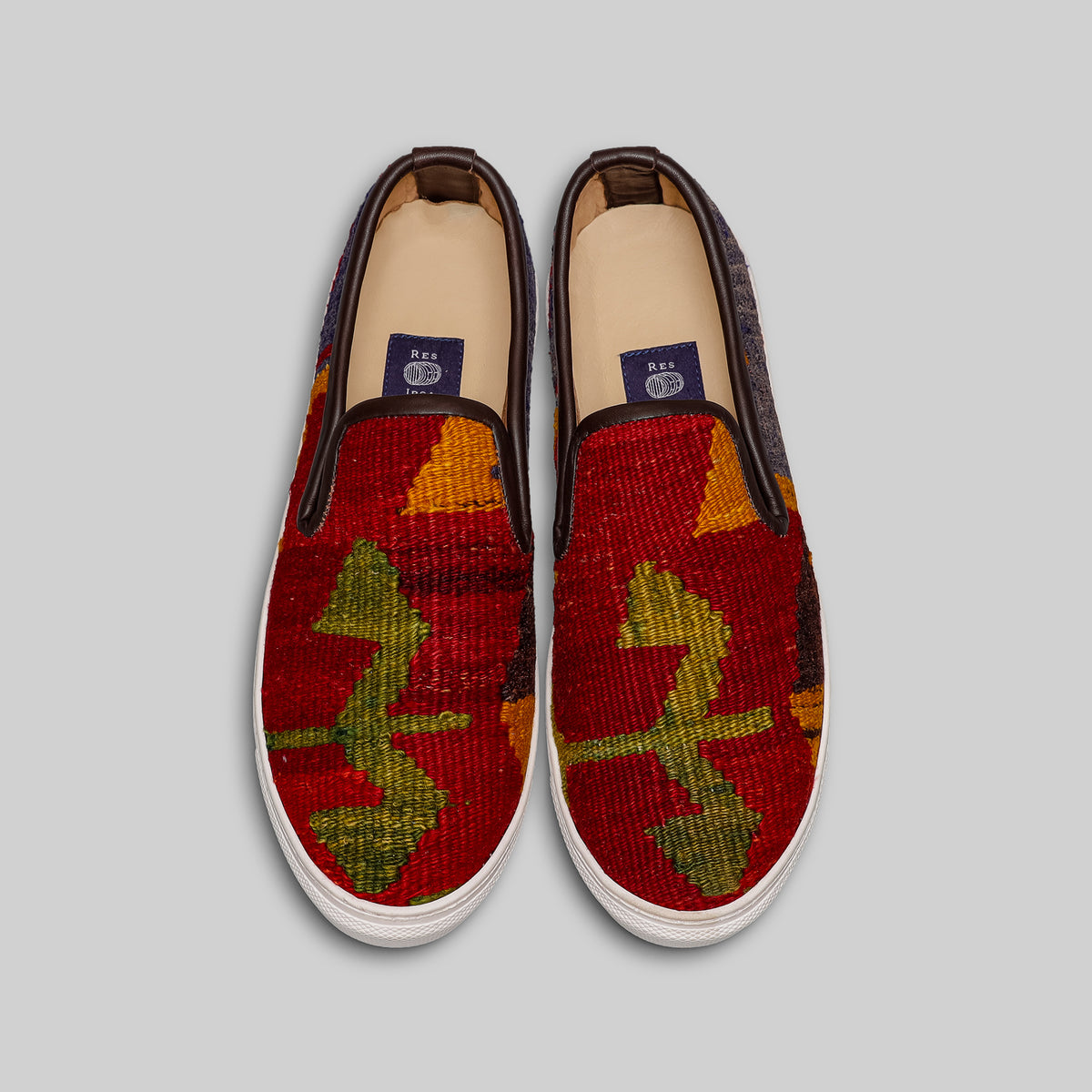 Men's Kilim Sneaker Size 9