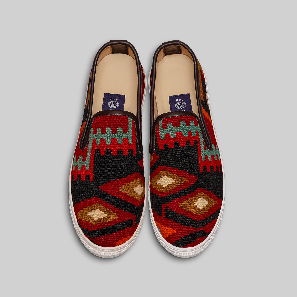 Men's Kilim Sneaker Size 8