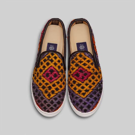 Men's Kilim Sneaker Size 8