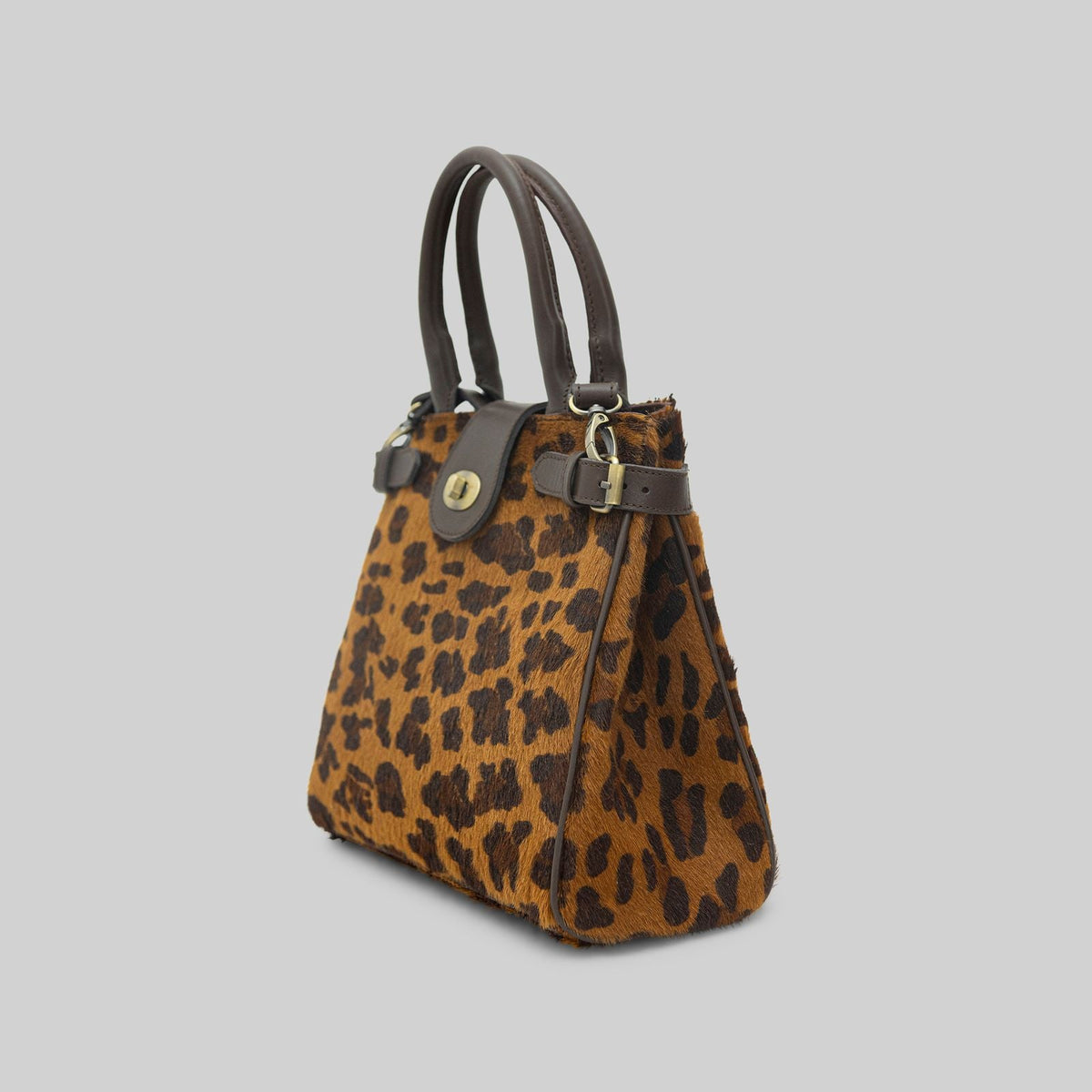 Cowhide Bag - RES IPSA