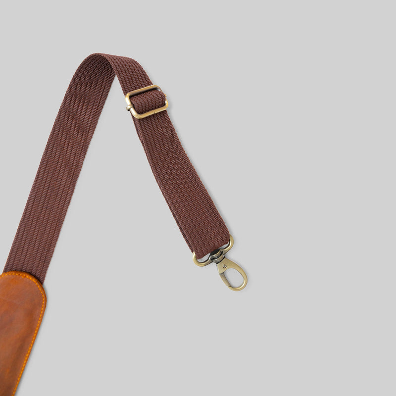Cowhide Weekender Bag - RES IPSA