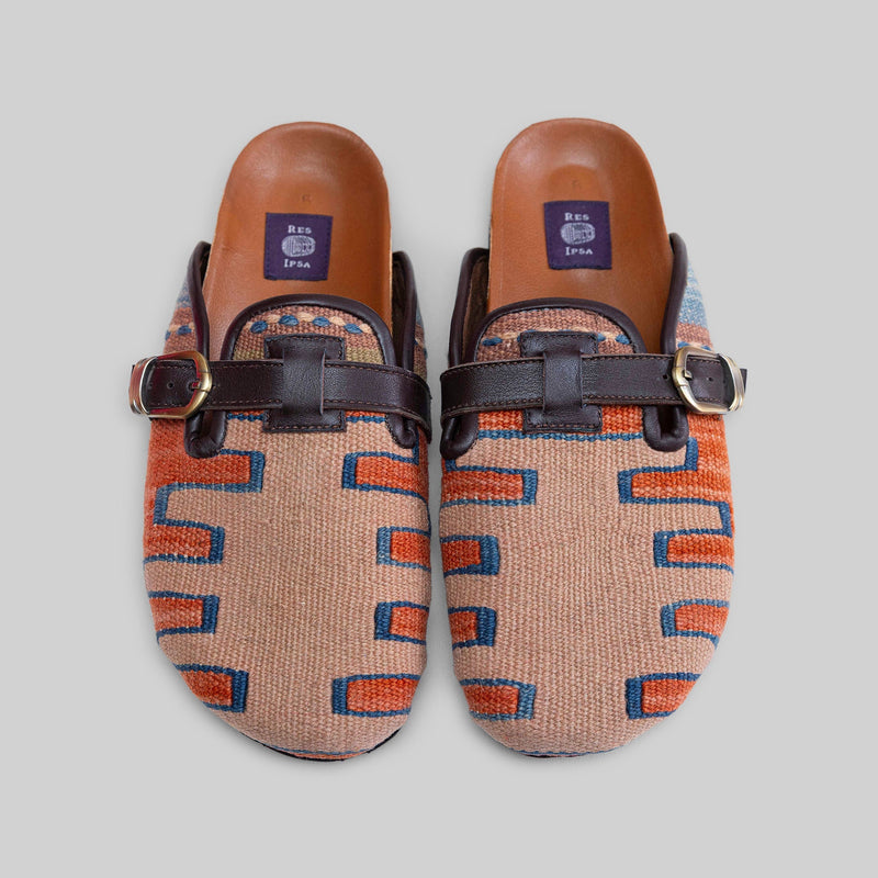 Men's Kilim Clog Size 10 — WHOLESALE - RES IPSA