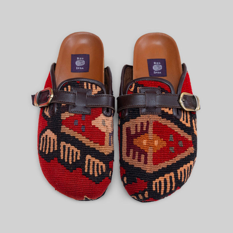 Men's Kilim Clog Size 8 - RES IPSA