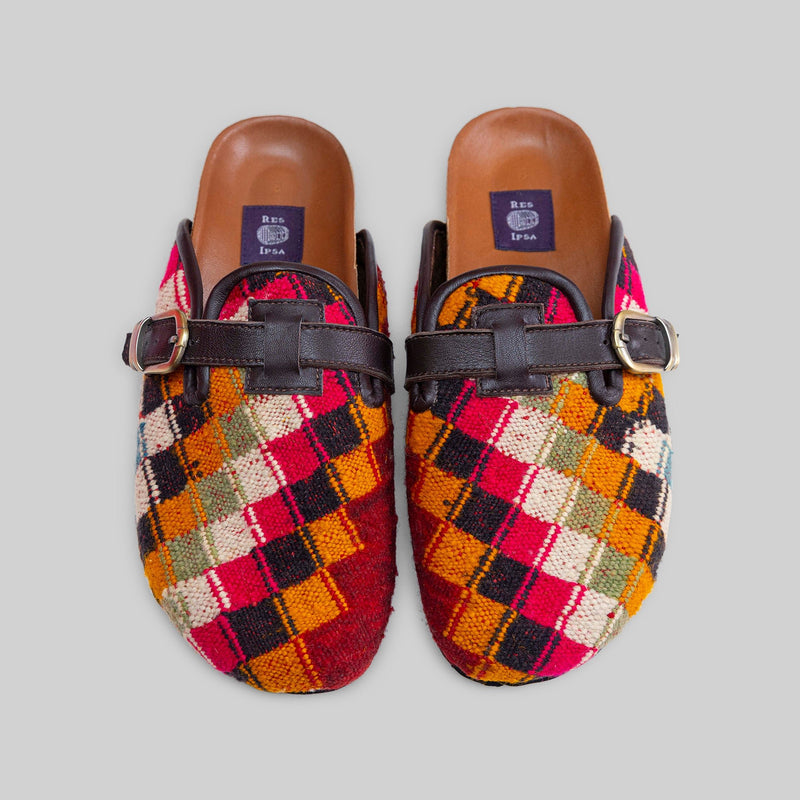Men's Kilim Clog Size 8 - RES IPSA