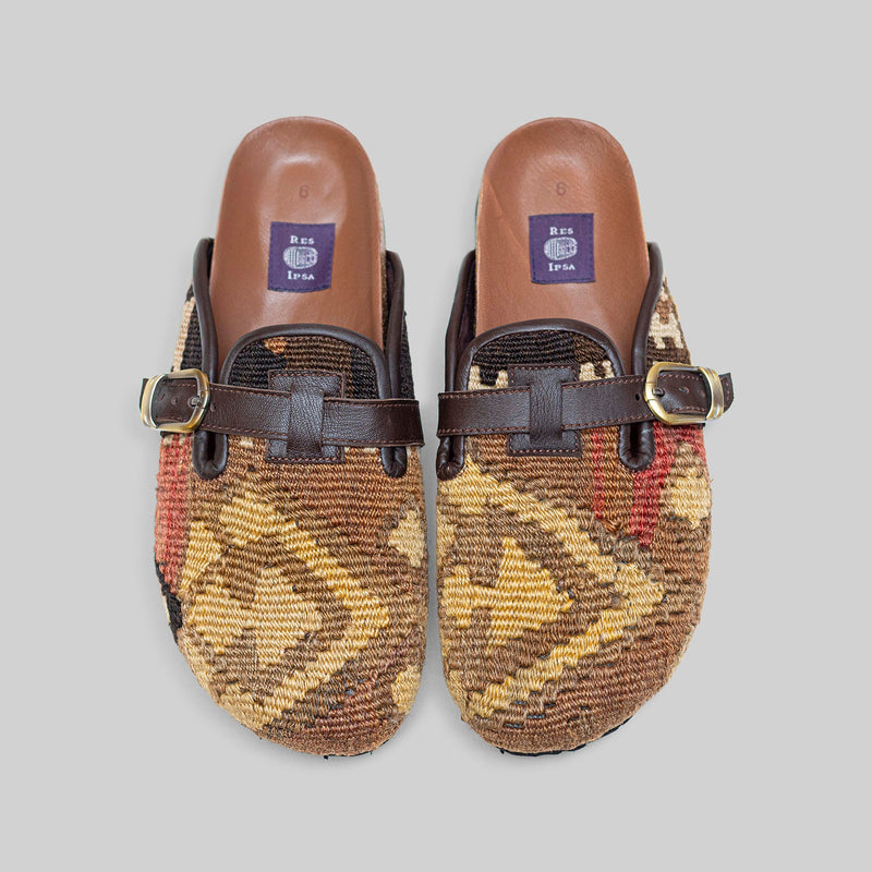 Men's Kilim Clog Size 9 - RES IPSA