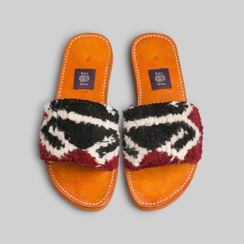 Rug Sandal Size 10 - RES IPSA