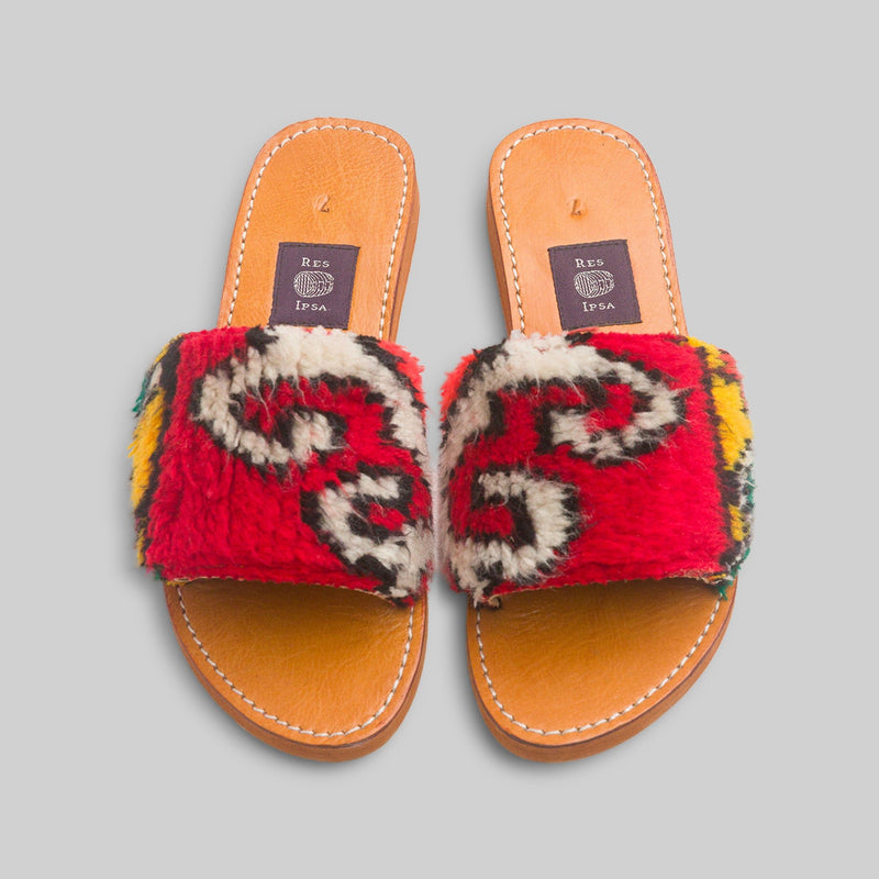 Rug Sandal Size 7 - RES IPSA