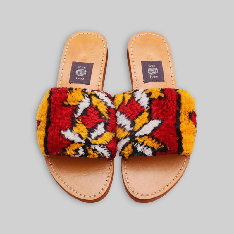 Rug Sandal Size 7 - RES IPSA