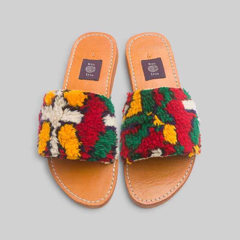 Rug Sandal Size 7 - RES IPSA