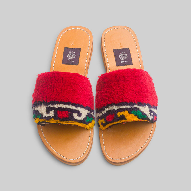 Rug Sandal Size 7 - RES IPSA