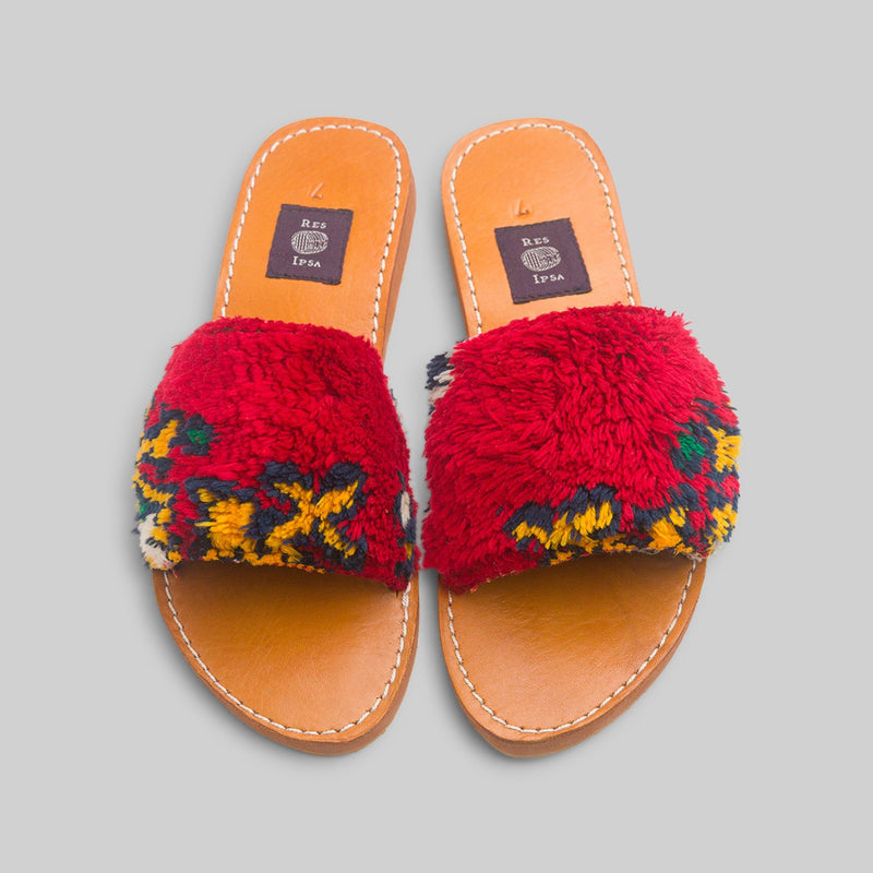Rug Sandal Size 7 - RES IPSA