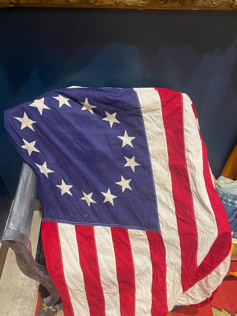 Vintage 13 Star American Flag — POS - RES IPSA