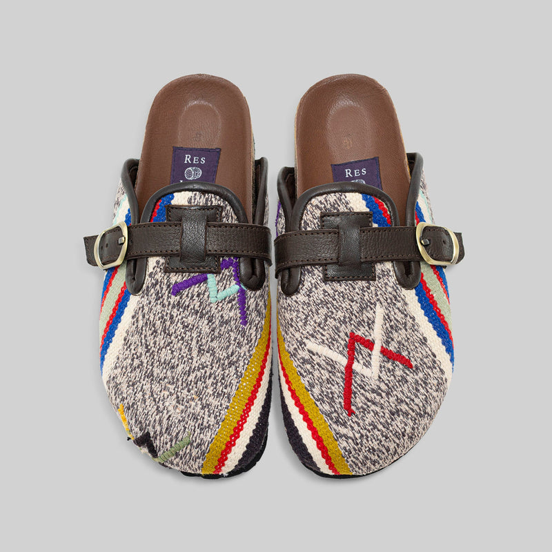 Women's Kilim Clog Size 8 - RES IPSA